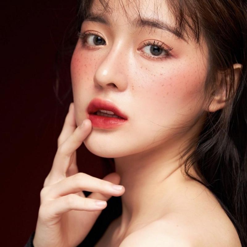 Hướng dẫn chọn màu son Romand phù hợp với từng tone da ấm, lạnh, trung tính