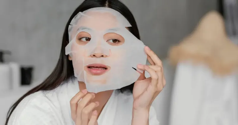 Chuẩn bị da mặt trước khi đắp mặt nạ