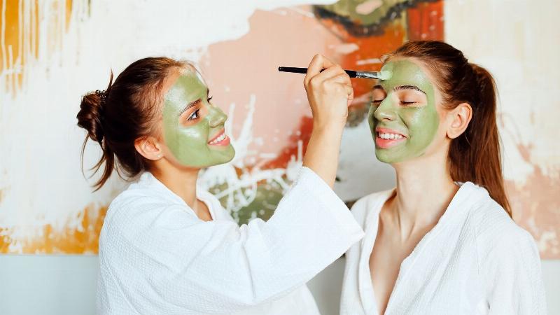 Mặt nạ trà xanh trị mụn hiệu quả