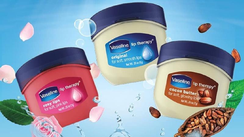 Mẹo hay dưỡng môi Vaseline
