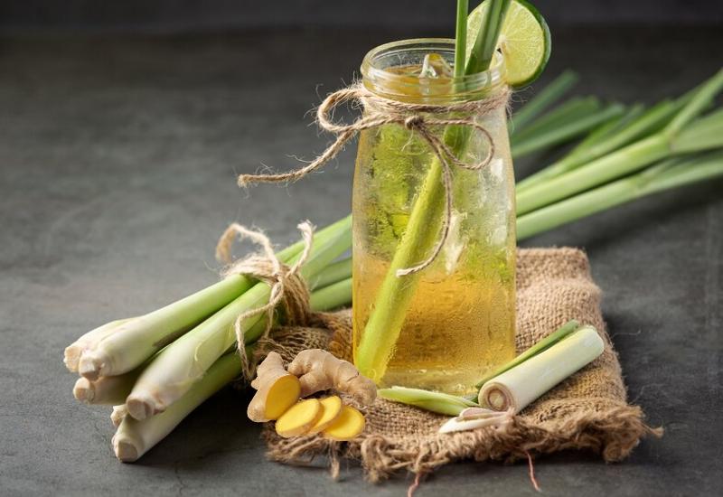 Nước chanh sả gừng giúp thanh lọc cơ thể và bảo vệ gan