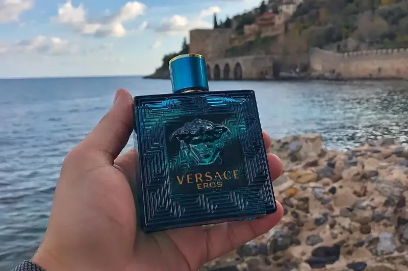 Chai nước hoa Versace Eros EDT