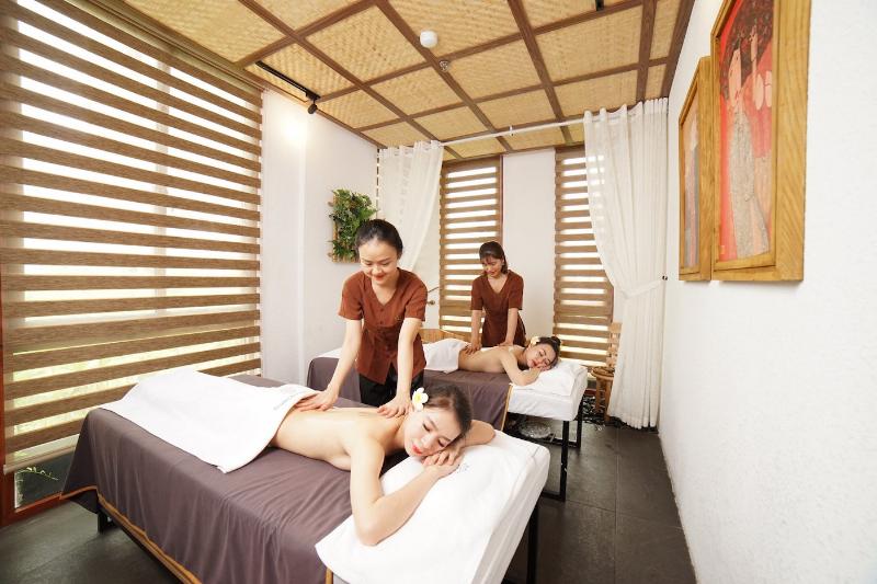 Cac loai hinh massage pho bien o da lat nhu thai body chan da nong