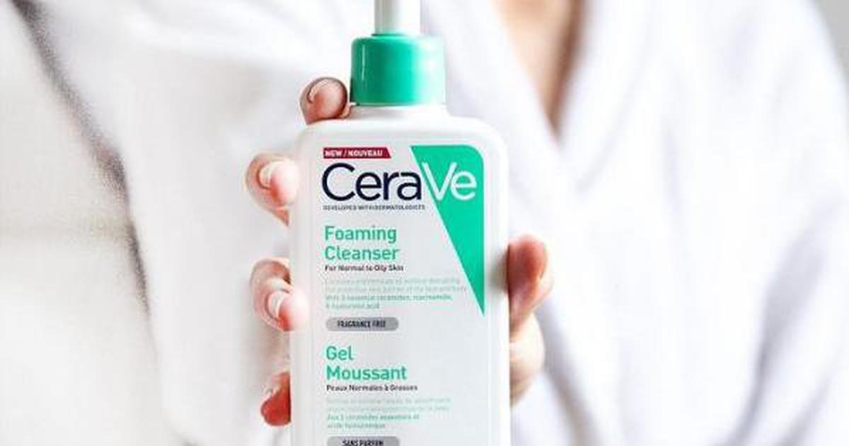 Minh họa các bước sử dụng sữa rửa mặt Cerave đúng cách cho làn da dầu