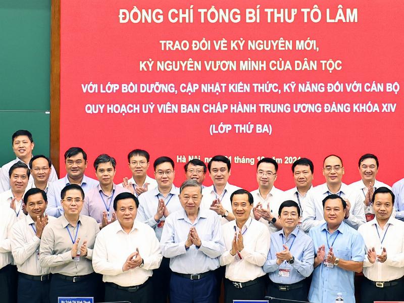 Minh họa các lầm tưởng phổ biến về lông mũi và sự thật khoa học, nhấn mạnh vai trò của máy tỉa lông mũi an toàn