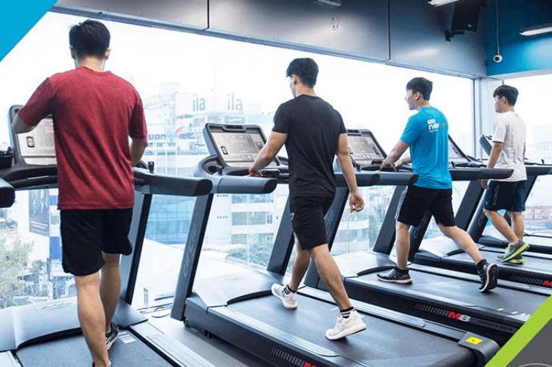 So do hoac bang minh hoa ke hoach tap the duc giam mo hang tuan ket hop cardio va suc manh