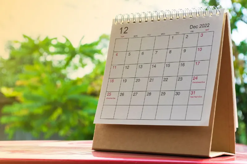 Lịch tháng 12 là tháng cuối cùng trong năm thể hiện Dec là tháng mấy và các ngày lễ