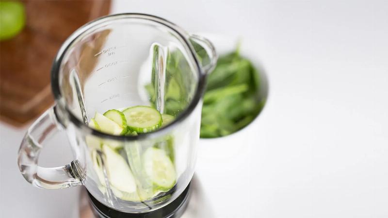 Kết hợp dưa leo với sữa chua không đường giúp tăng cường khả năng làm sáng da và cấp ẩm.