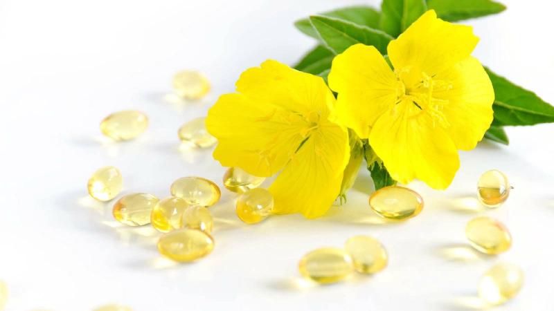 Hình minh họa các tác dụng tuyệt vời của tinh dầu hoa anh thảo Blackmore đối với phụ nữ.