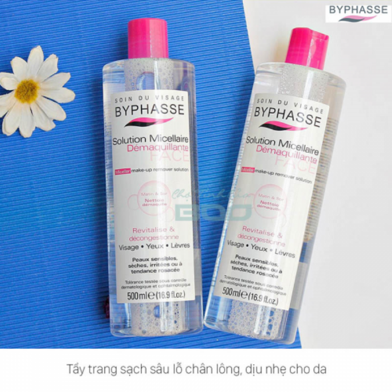 Chai tẩy trang Byphasse hồng cho da nhạy cảm, dung tích 500ml với thiết kế đơn giản.