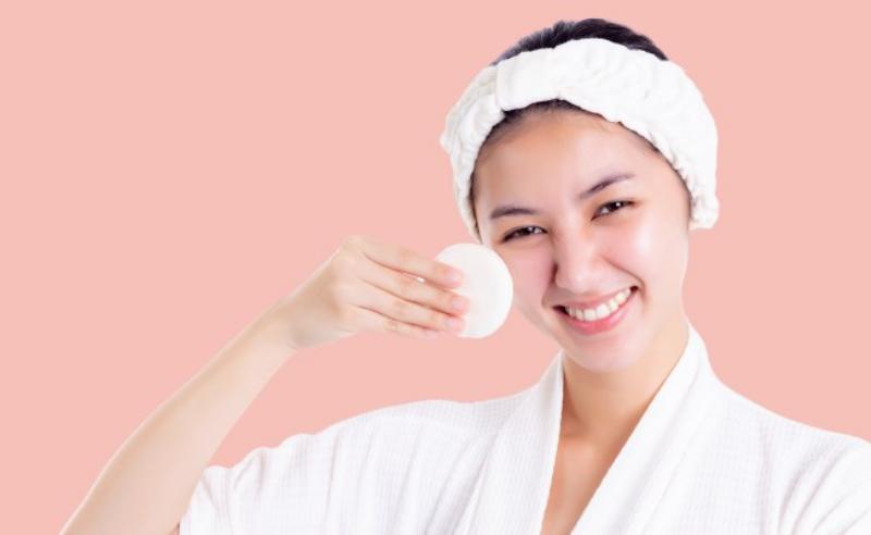 Những sai lầm phổ biến khi sử dụng mặt nạ Hàn Quốc như đắp quá lâu, không làm sạch, không dùng toner